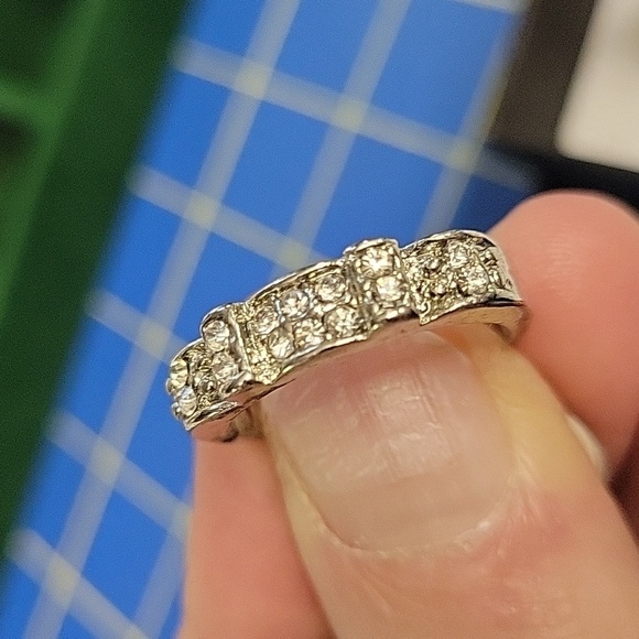 Rhinestone Faux Diamond Band Silver Ring Size 9.5 - Picture 4 of 4